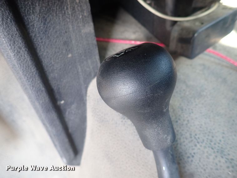 image for item DQ2884 2014 Ford F550 Super Duty  bucket truck