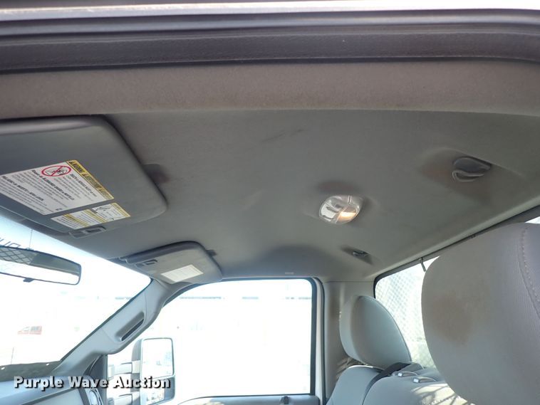 image for item DQ2884 2014 Ford F550 Super Duty  bucket truck