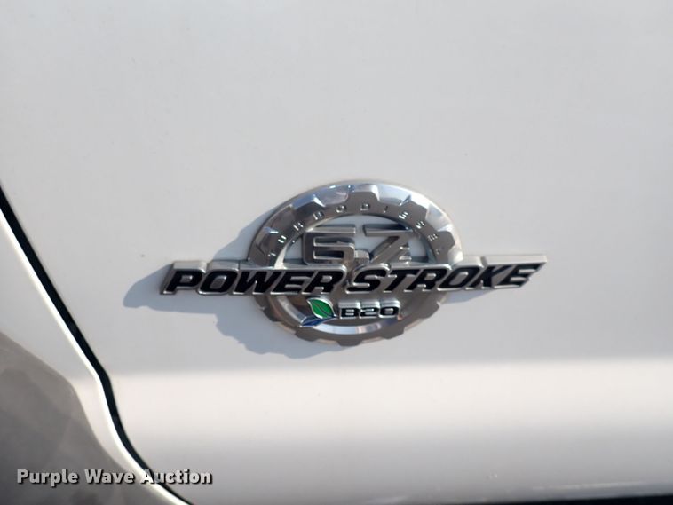 image for item DQ2884 2014 Ford F550 Super Duty  bucket truck