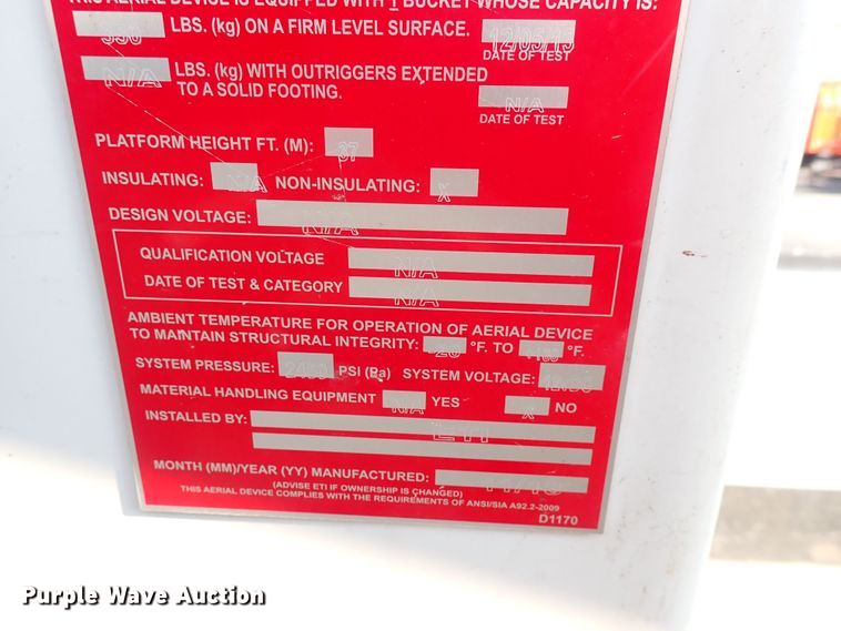 image for item DQ2884 2014 Ford F550 Super Duty  bucket truck