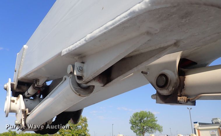 image for item DQ2884 2014 Ford F550 Super Duty  bucket truck