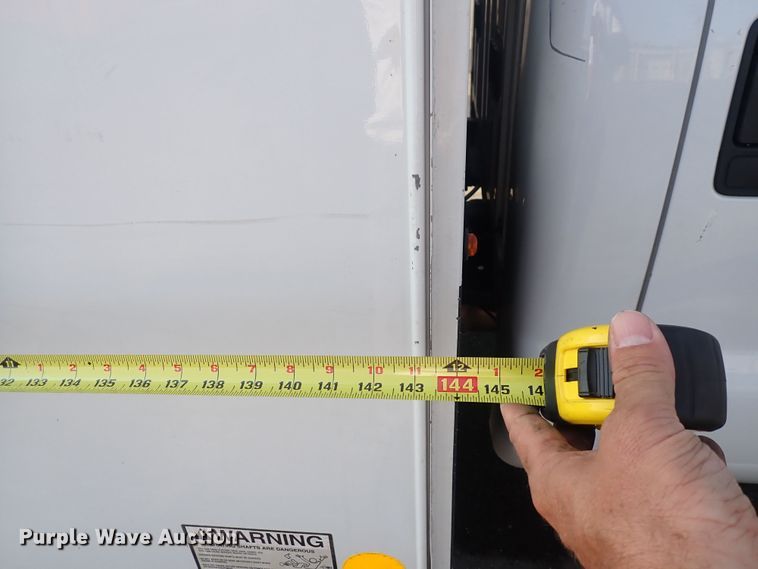 image for item DQ2884 2014 Ford F550 Super Duty  bucket truck