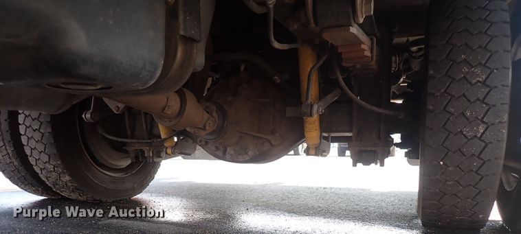 image for item DQ2884 2014 Ford F550 Super Duty  bucket truck