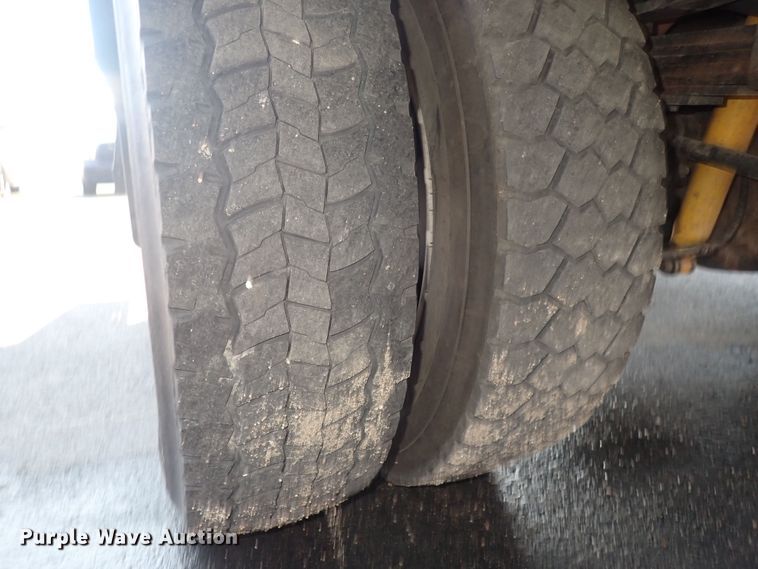 image for item DQ2884 2014 Ford F550 Super Duty  bucket truck