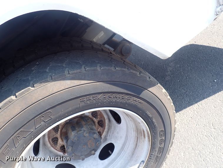 image for item DQ2884 2014 Ford F550 Super Duty  bucket truck