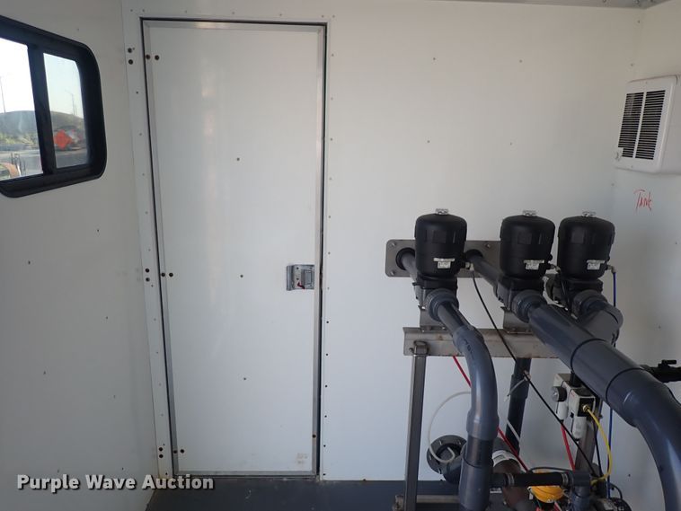 image for item DQ2894 2014 Jensen VS  brine maker trailer