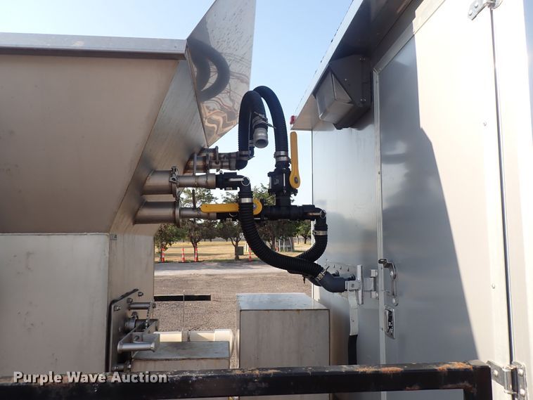 image for item DQ2894 2014 Jensen VS  brine maker trailer