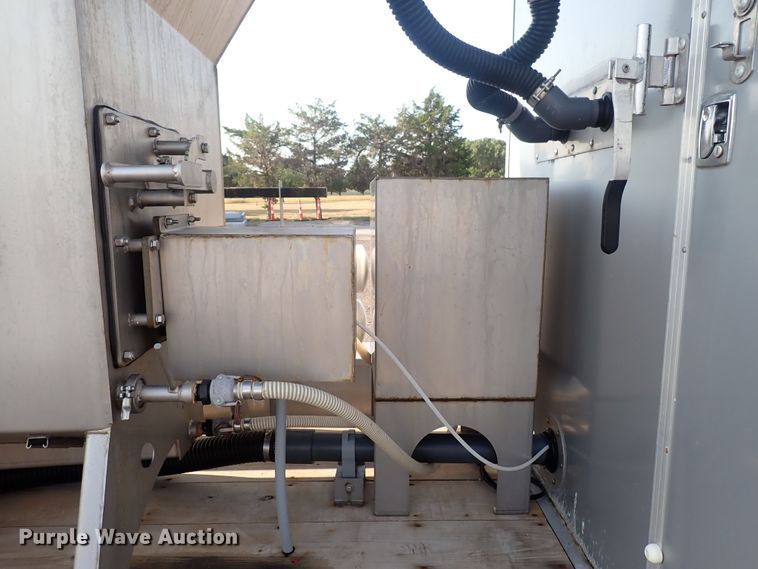 image for item DQ2894 2014 Jensen VS  brine maker trailer