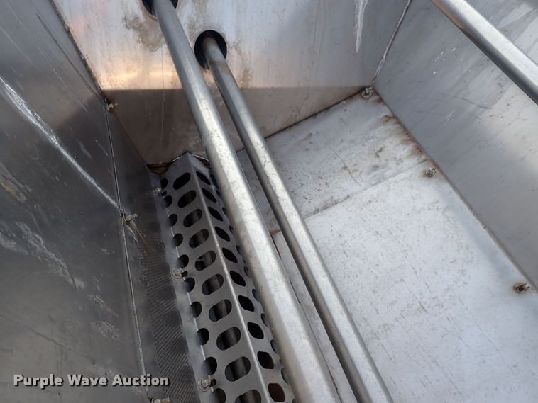 image for item DQ2894 2014 Jensen VS  brine maker trailer