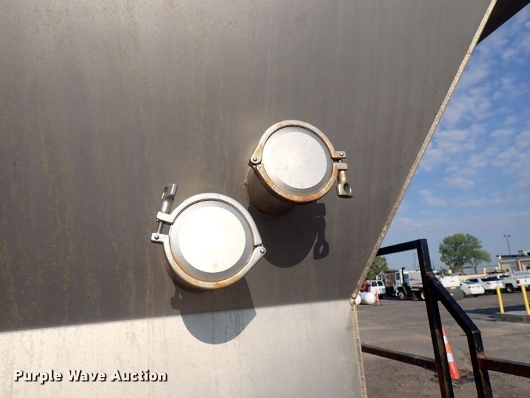 image for item DQ2894 2014 Jensen VS  brine maker trailer