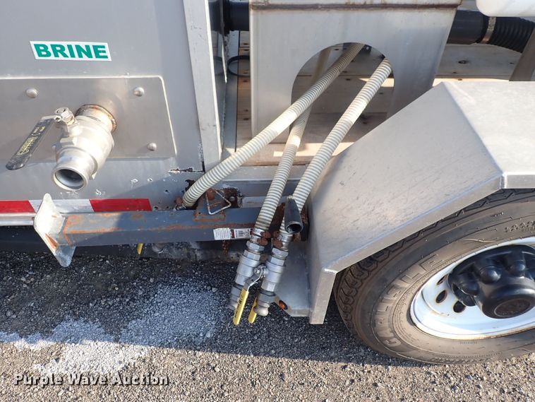 image for item DQ2894 2014 Jensen VS  brine maker trailer