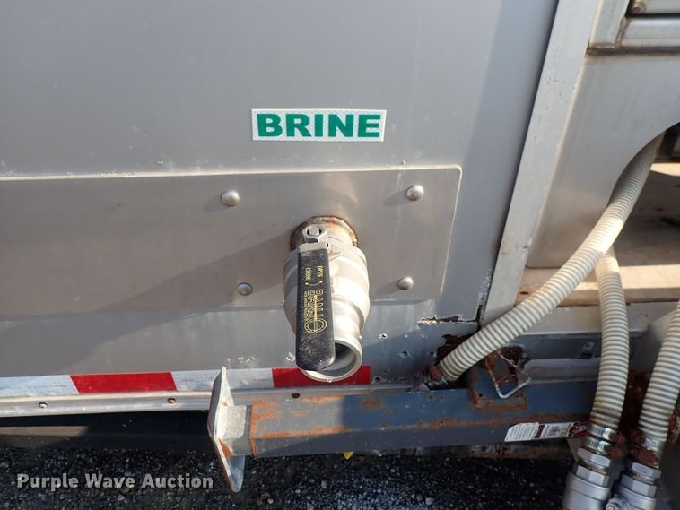 image for item DQ2894 2014 Jensen VS  brine maker trailer