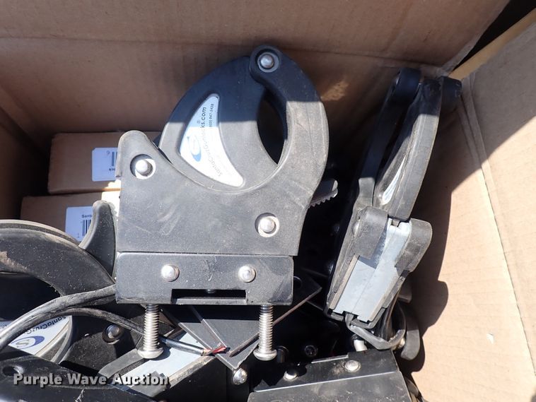 image for item IN9208 Automotive accessories