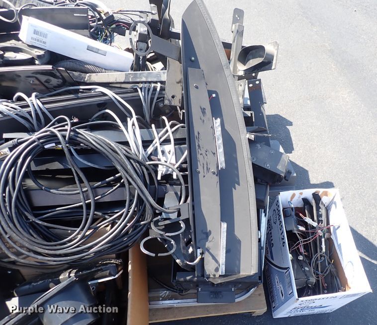 image for item IN9208 Automotive accessories