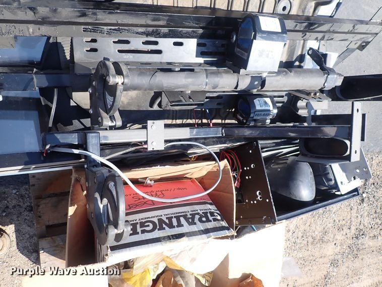 image for item IN9208 Automotive accessories