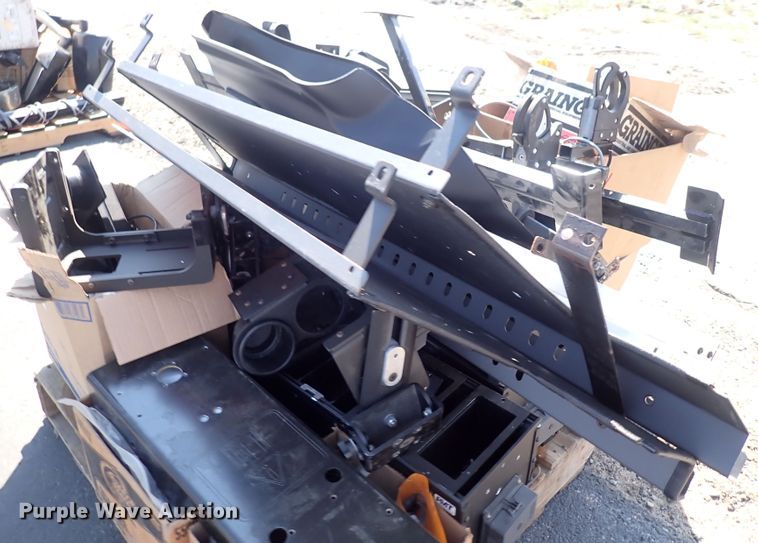 image for item IN9208 Automotive accessories