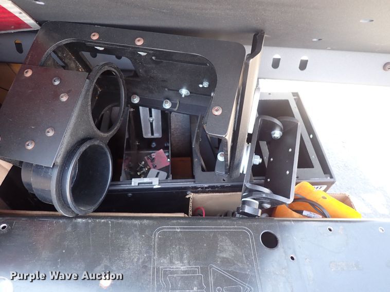 image for item IN9208 Automotive accessories