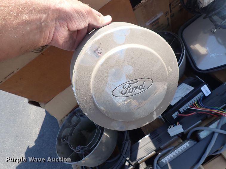 image for item IN9208 Automotive accessories