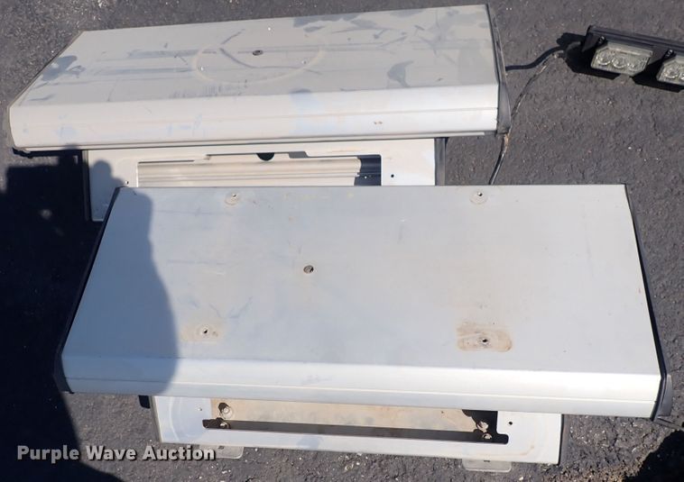 image for item IN9208 Automotive accessories