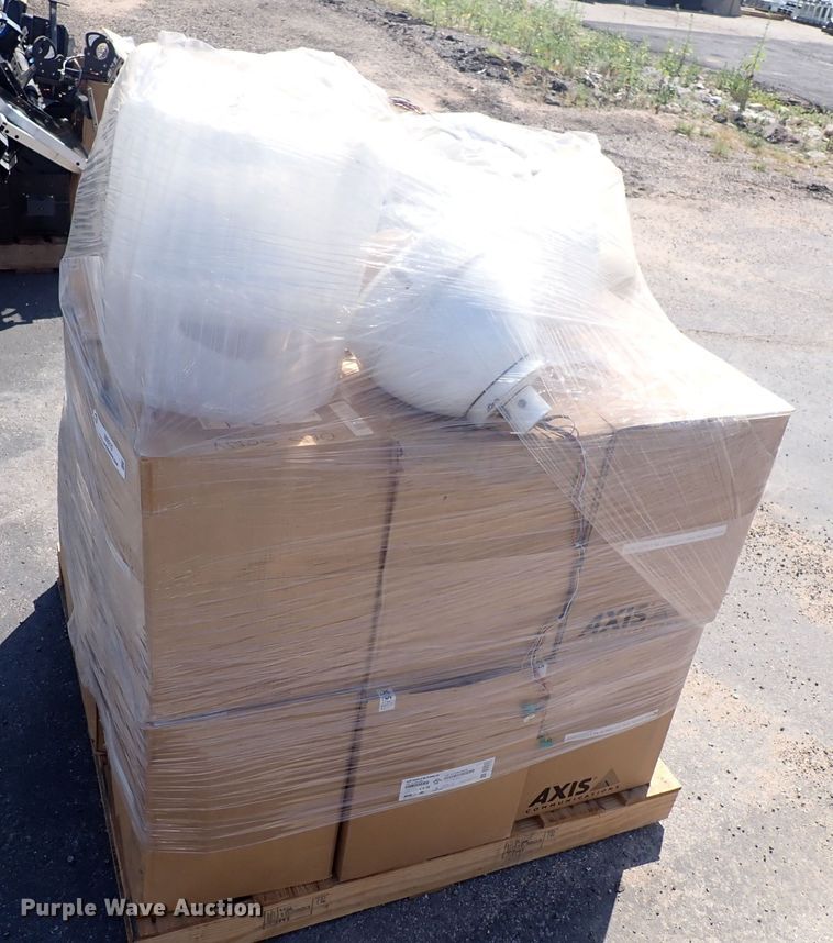 image for item IN9210 Approximately 15 Axis network cameras