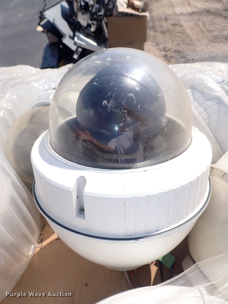 image for item IN9210 Approximately 15 Axis network cameras