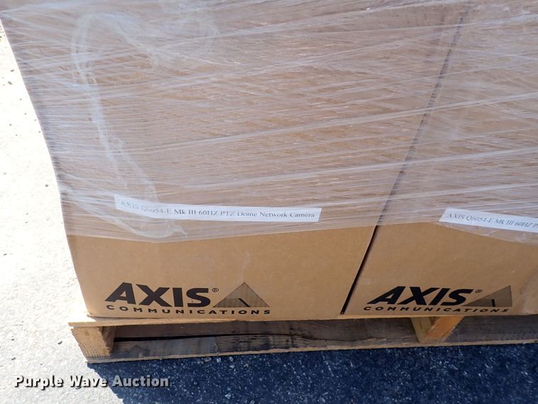 image for item IN9210 Approximately 15 Axis network cameras