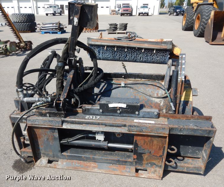 image for item LR9870 Coneqtec Universal APIII 1200  skid steer cold planer