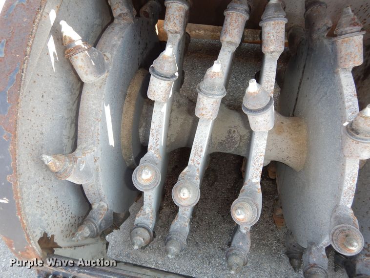 image for item LR9870 Coneqtec Universal APIII 1200  skid steer cold planer