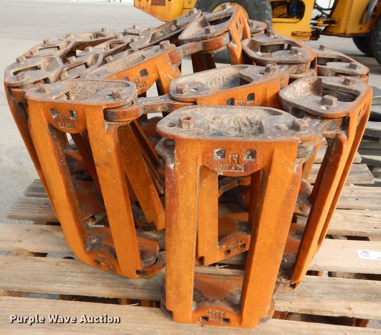 image for item LR9880 Grouser  12"W over the tire tracks