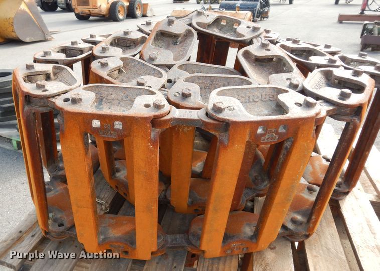 image for item LR9880 Grouser  12"W over the tire tracks