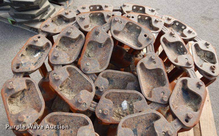 image for item LR9880 Grouser  12"W over the tire tracks