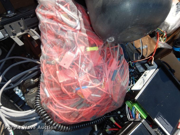 image for item LR9897 Automotive accessories