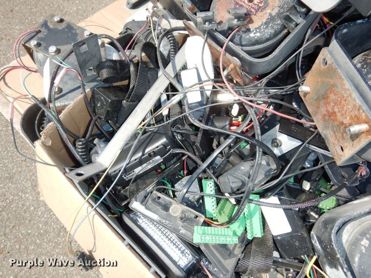 image for item LR9897 Automotive accessories