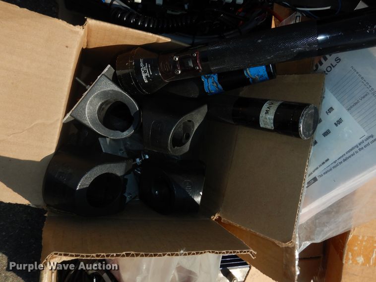 image for item LR9897 Automotive accessories