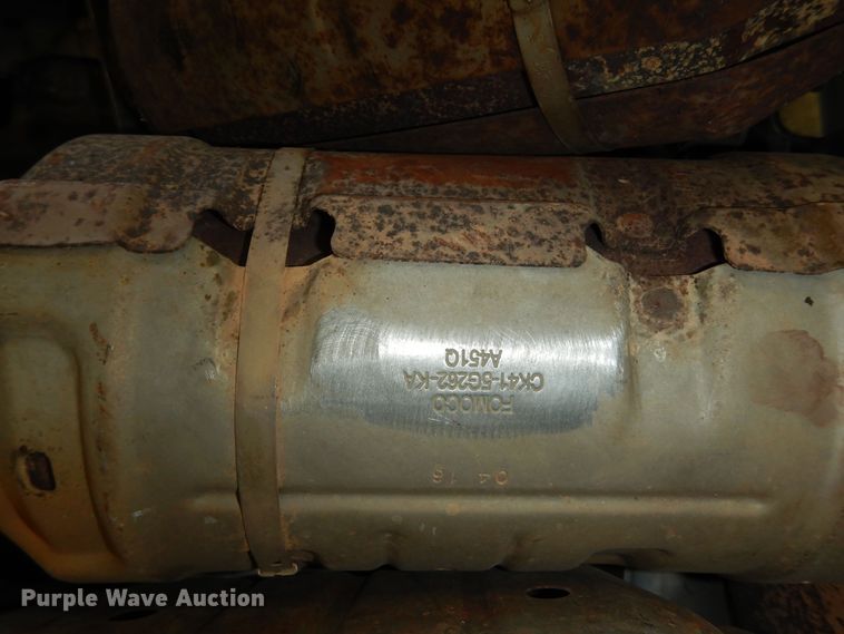 image for item LR9899 Approximately 25 catalytic converters