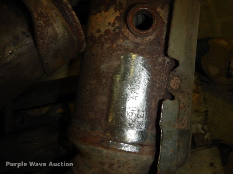 image for item LR9899 Approximately 25 catalytic converters