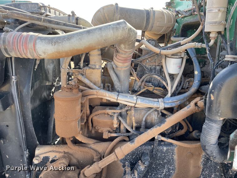 image for item DJ5118 1996 Peterbilt 357  semi truck