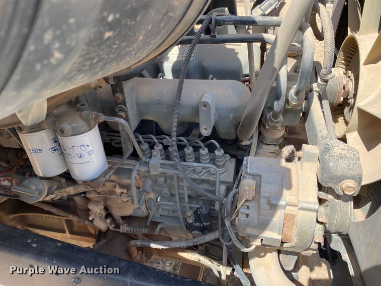 image for item DJ5121 1990 Ford L7000  truck cab and chassis