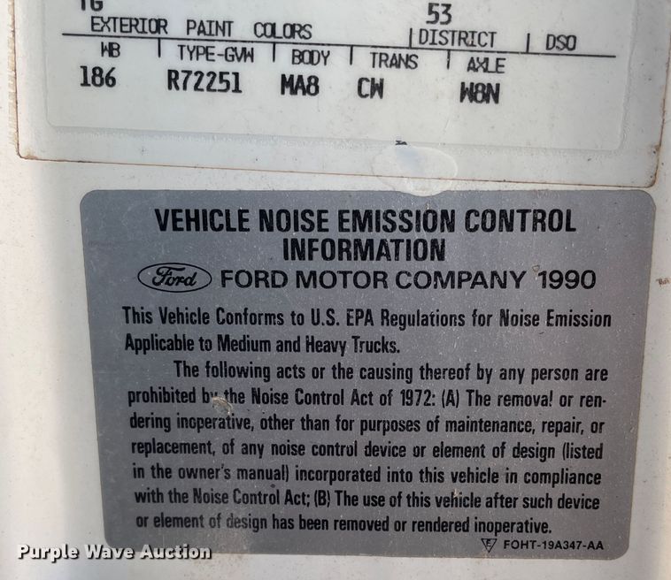 image for item DJ5121 1990 Ford L7000  truck cab and chassis