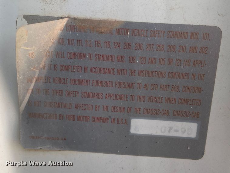 image for item DJ5121 1990 Ford L7000  truck cab and chassis