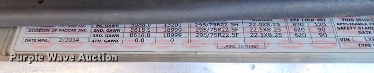 image for item DL6688 2015 Peterbilt 389  semi truck