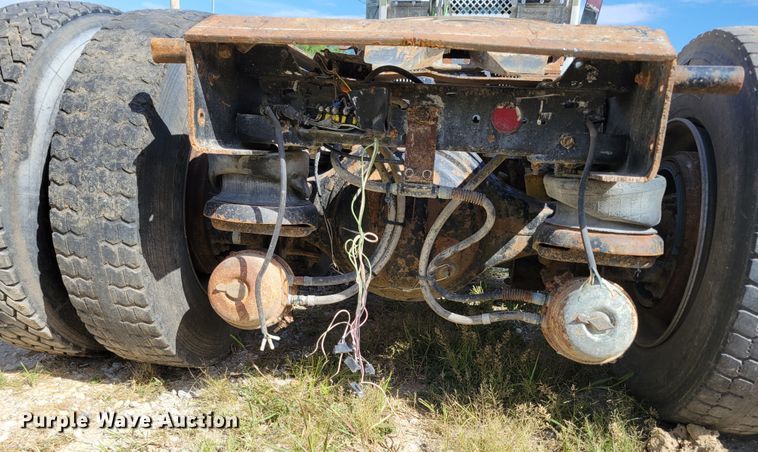 image for item DM2477 1988 Kenworth W900B  semi truck