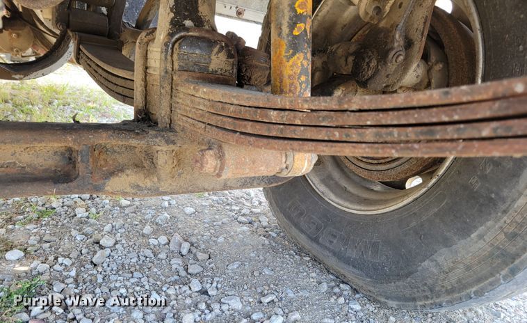 image for item DM2477 1988 Kenworth W900B  semi truck