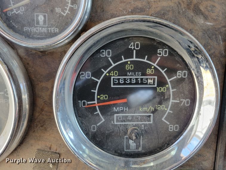 image for item DM2477 1988 Kenworth W900B  semi truck