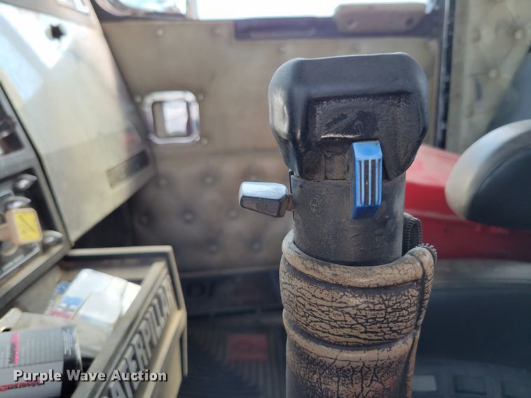 image for item DM2477 1988 Kenworth W900B  semi truck