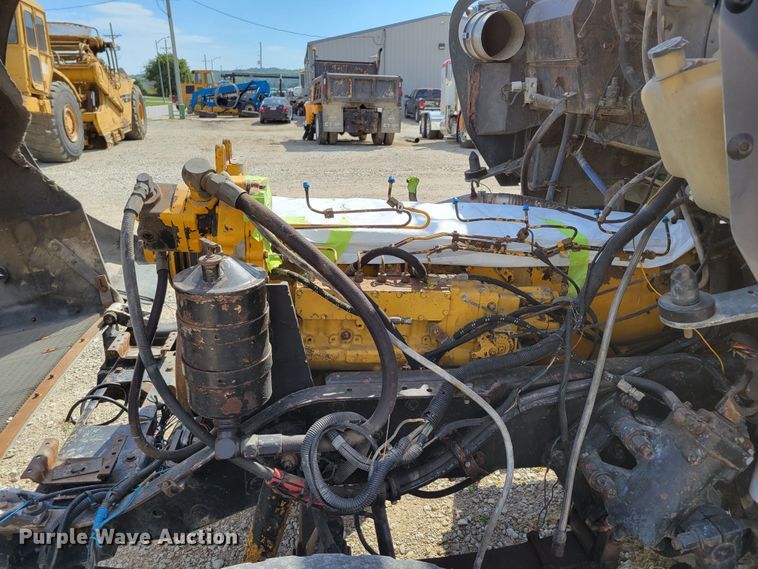 image for item DM2477 1988 Kenworth W900B  semi truck