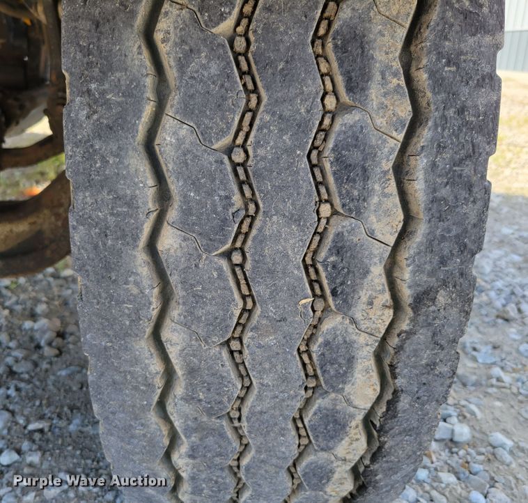 image for item DM2477 1988 Kenworth W900B  semi truck