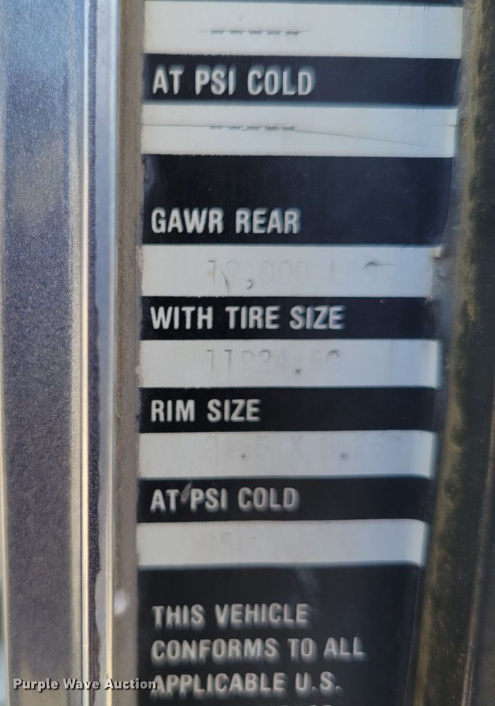 image for item DM2477 1988 Kenworth W900B  semi truck