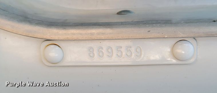 image for item DM8031 2001 Kenworth T800  semi truck