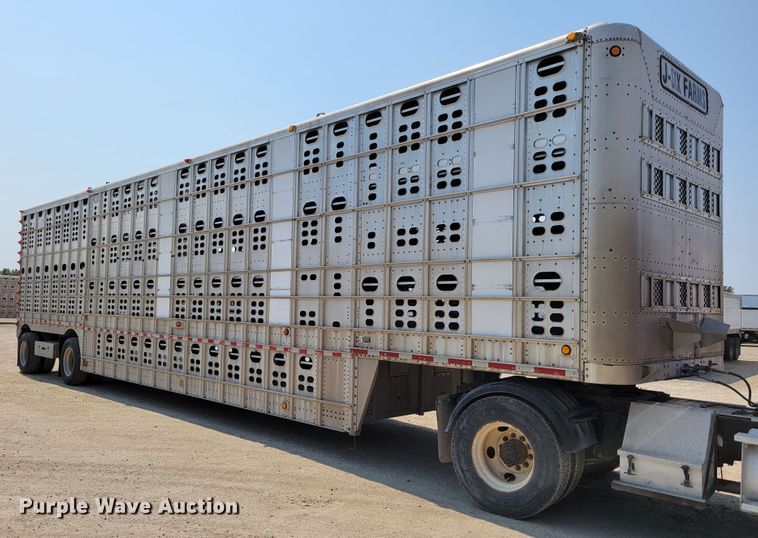 image for item DM8040 2002 Wilson PSDCL-311  livestock trailer
